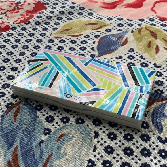 Brand new tarte palette - Picture 2 of 2